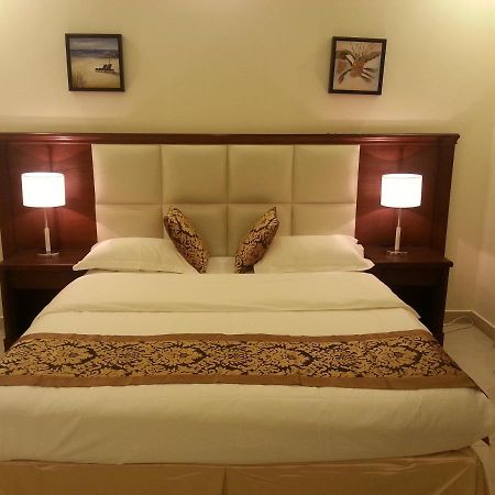 Lara Al Jawf Hotel Apartments Arar Bagian luar foto